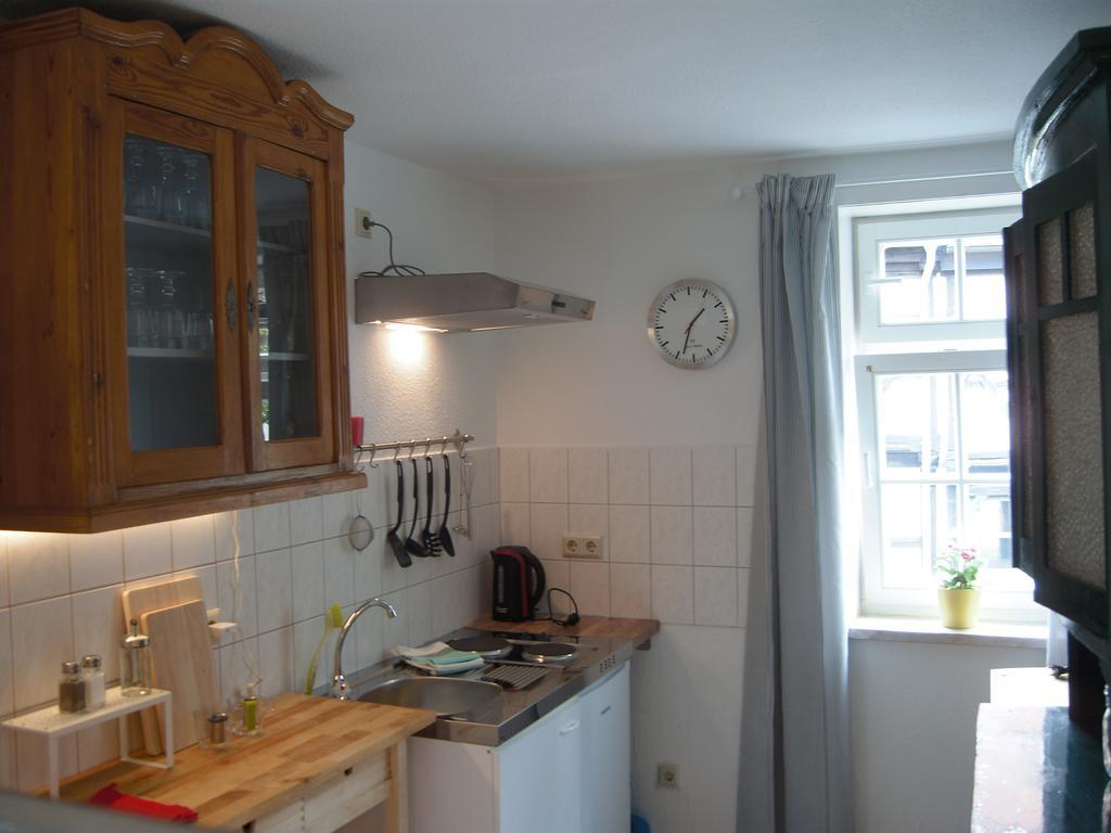 Ferienwohnungen Zur Kaiserstrasse Quedlinburg Habitación foto